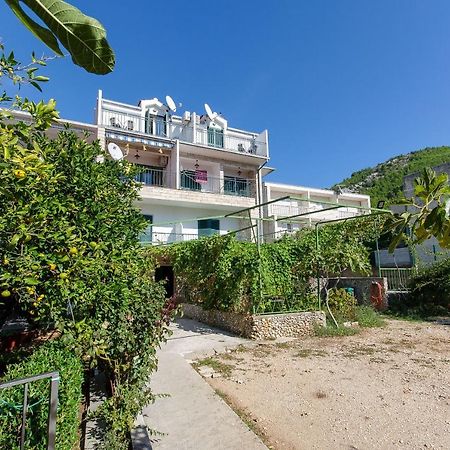 Apartments Zoran Drvenik  Ngoại thất bức ảnh