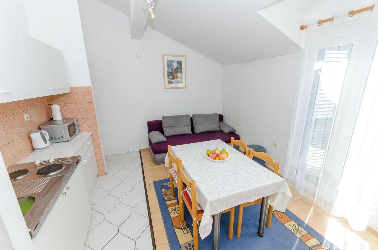 Apartments Zoran Drvenik  Ngoại thất bức ảnh